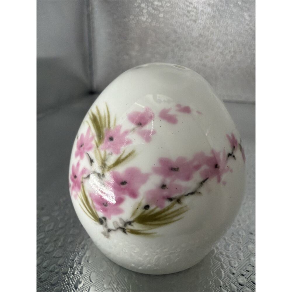 Sandford Fine Bone China Egg Shape Salt & Pepper Shakers Replacement England 2"h